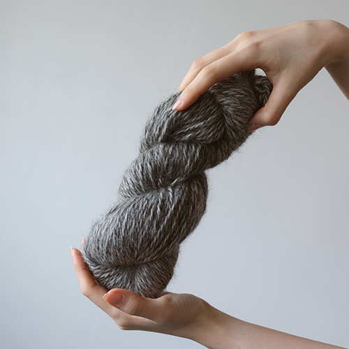 Seeknit yarn Macio 【Charcoal Gray】